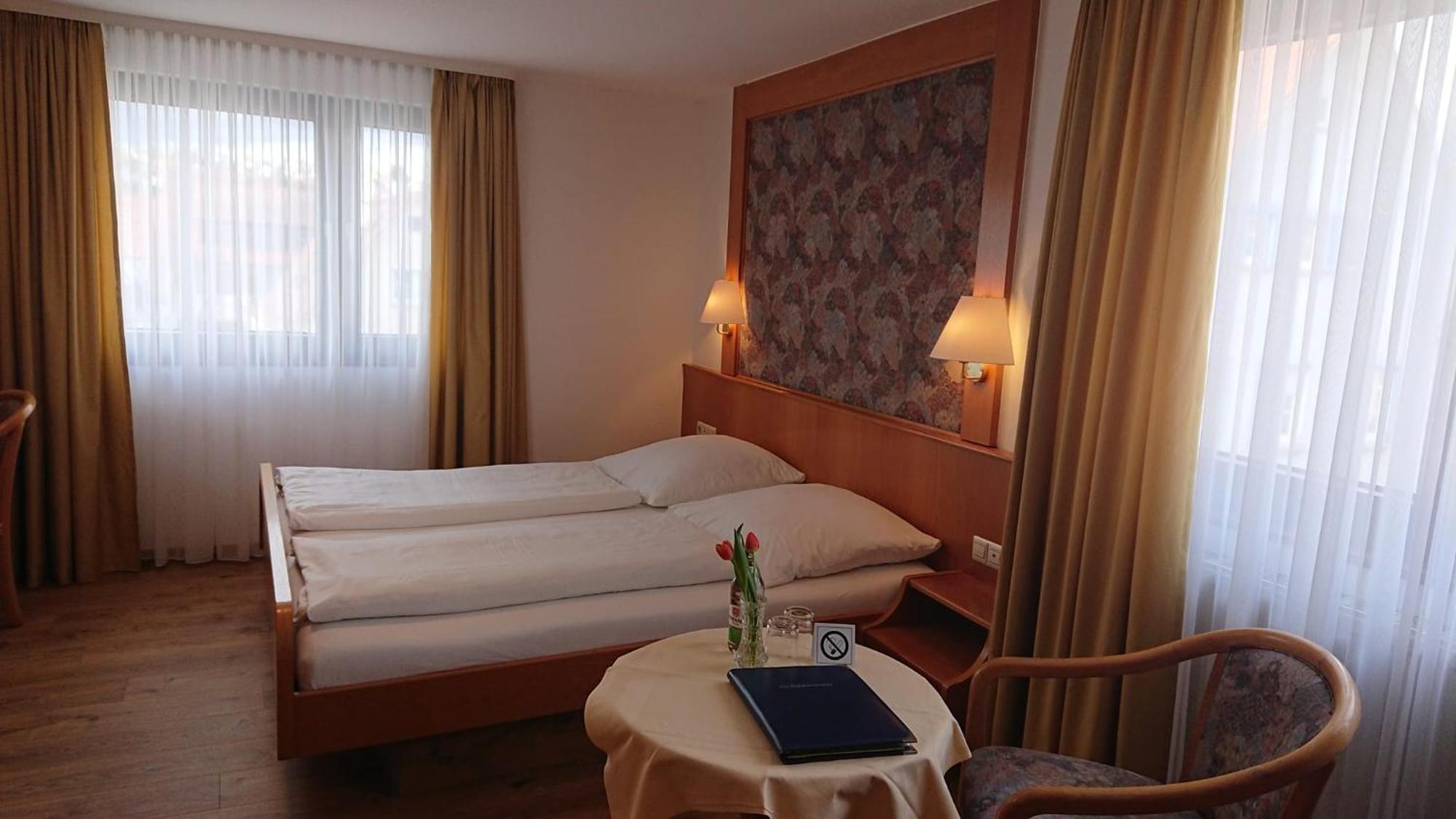 Hotel Wuerttemberger Hof Garni Rottenburg am Neckar Bagian luar foto